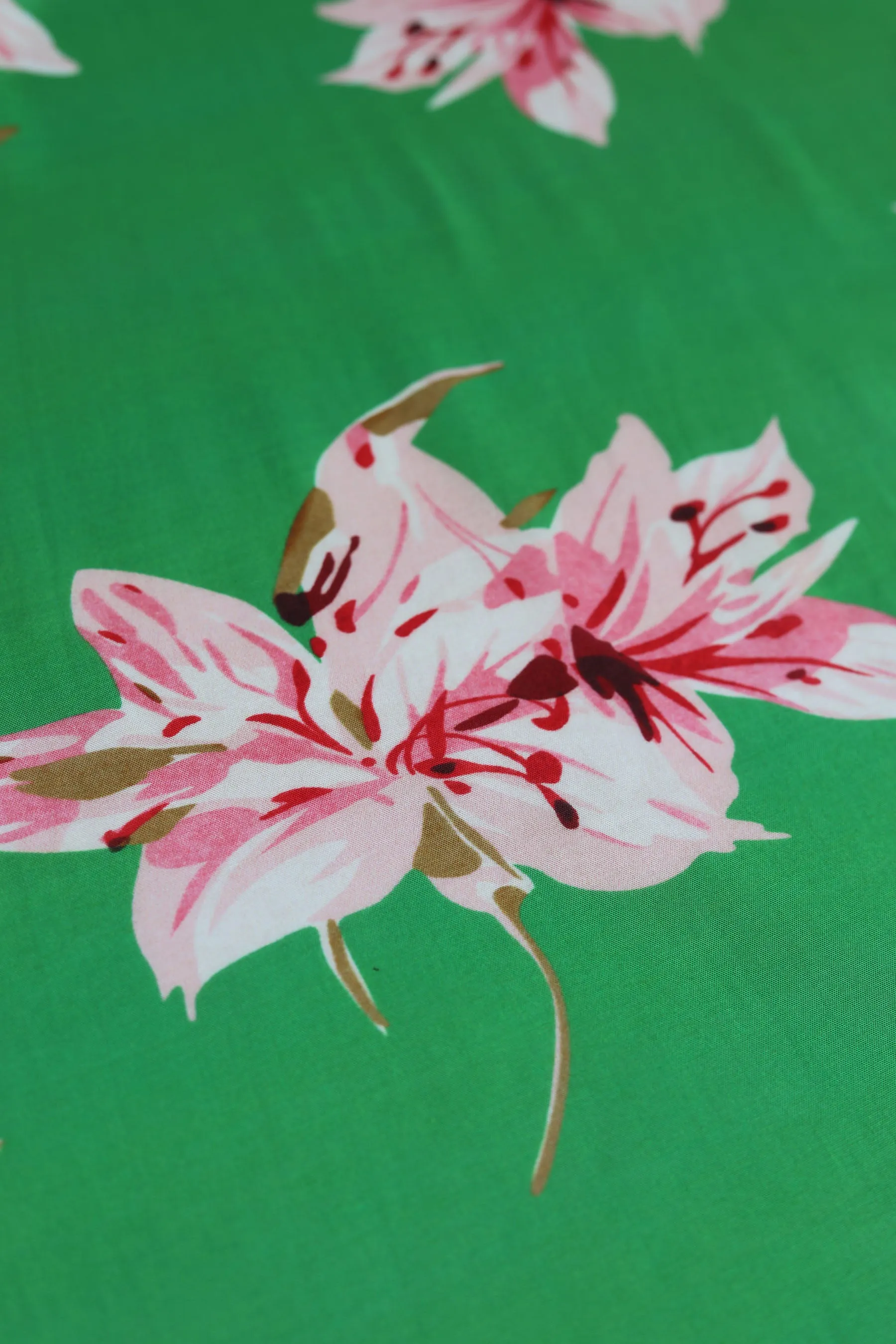 Green Pink Floral Pattern Printed Natural Muslin Silk Fabric